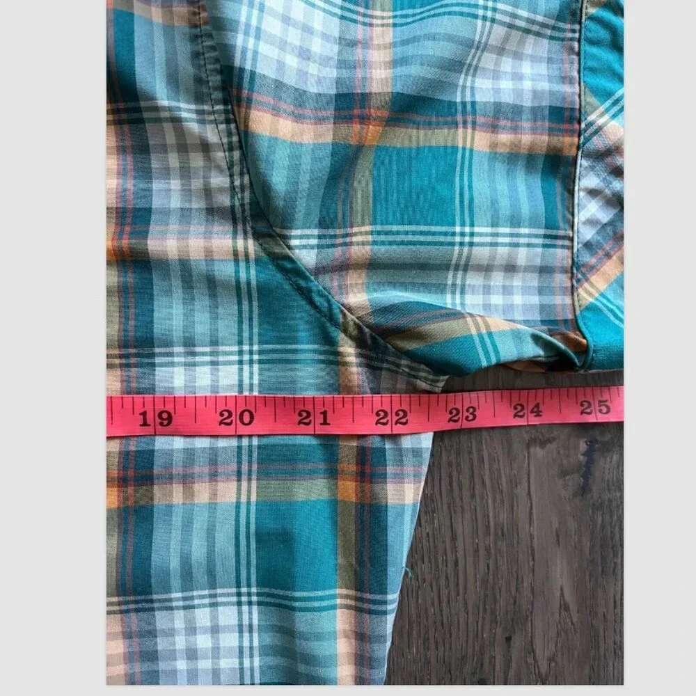 Kuhl Eluxor Short Sleeve Pearl Snap Shirt Size M Green Orange Plaid Activewear